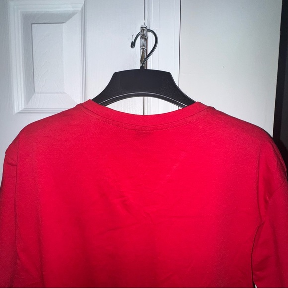 U.S. Polo Assn. Men’s Medium Red Solid V-Neck T-Shirt NWT Short Sleeve Cotton - Picture 8 of 8